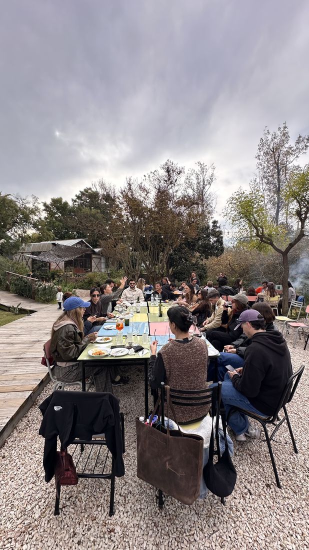 Almuerzo de evento en el jardín